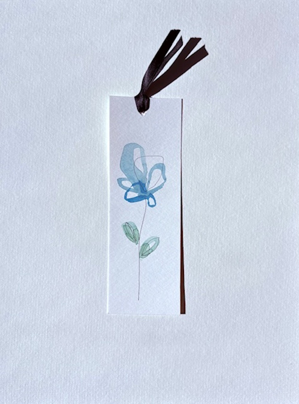 Watercolor blue flower bookmark by Blanero - handcrafted gift for book lovers, made in Quebec, Canada